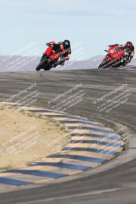 media/Nov-16-2025-Race Pace (Sun) [[8c5fa54630]]/Verified Riders/1-Turns 9 and 10 (925am)/